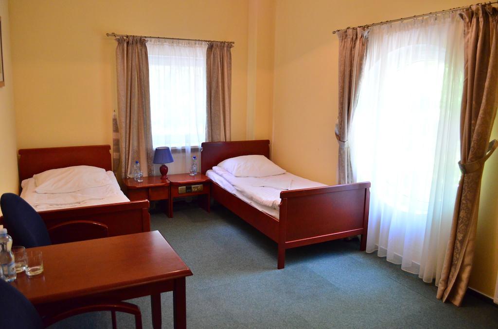 Hotel Mikorzyn Шлесін Номер фото